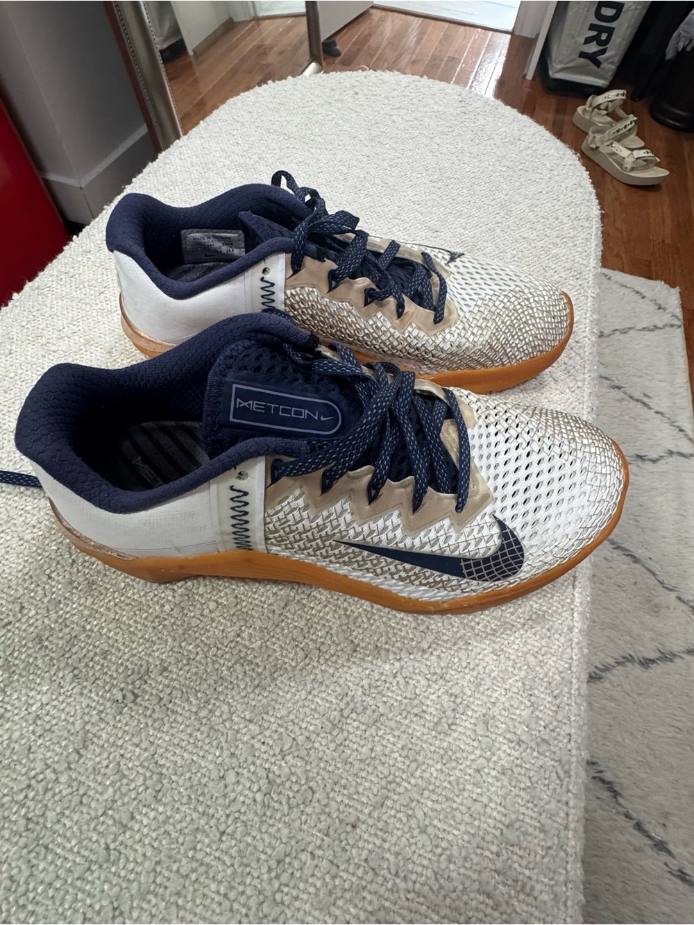 Nike Metcon 6 Training Shoes White/Navy Gum Sole | Women’s Size 8.5 - Picture 7 of 12
